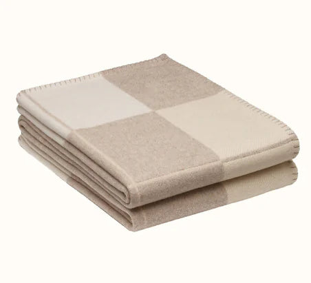 Luxury H Blanket Khaki 2