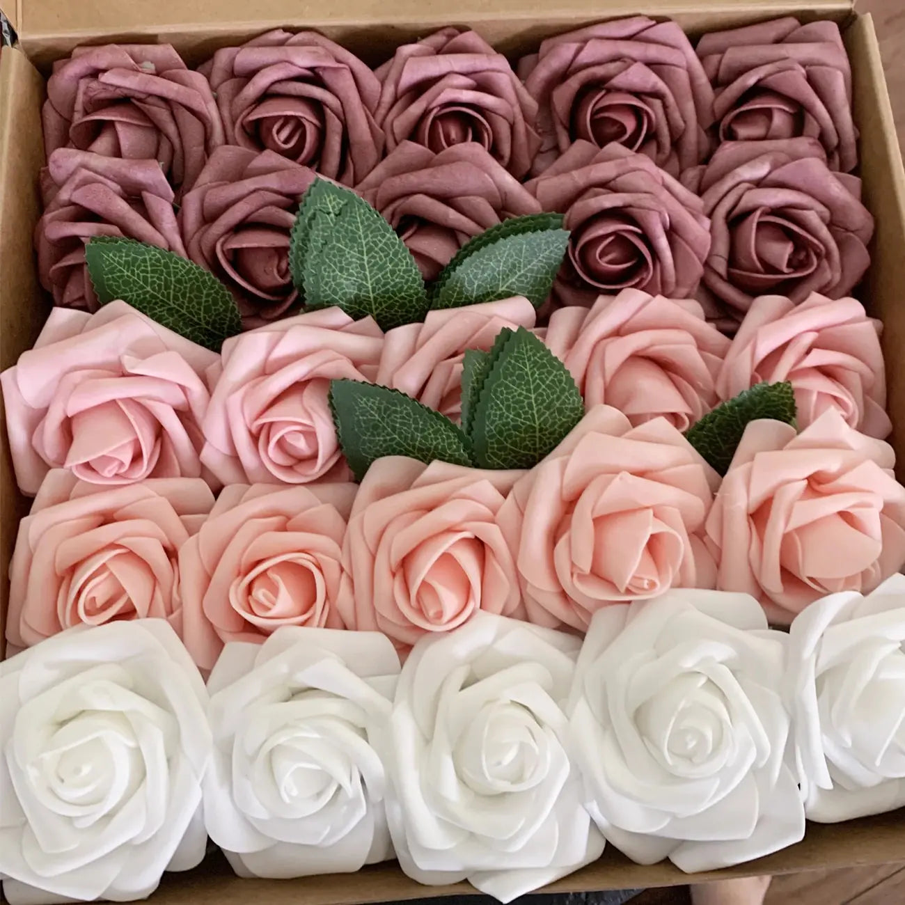 Box of scented rose petals 1 box
