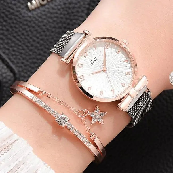 Luxury Magnetic Quartz Bracelet Watches Magnet Silver Set