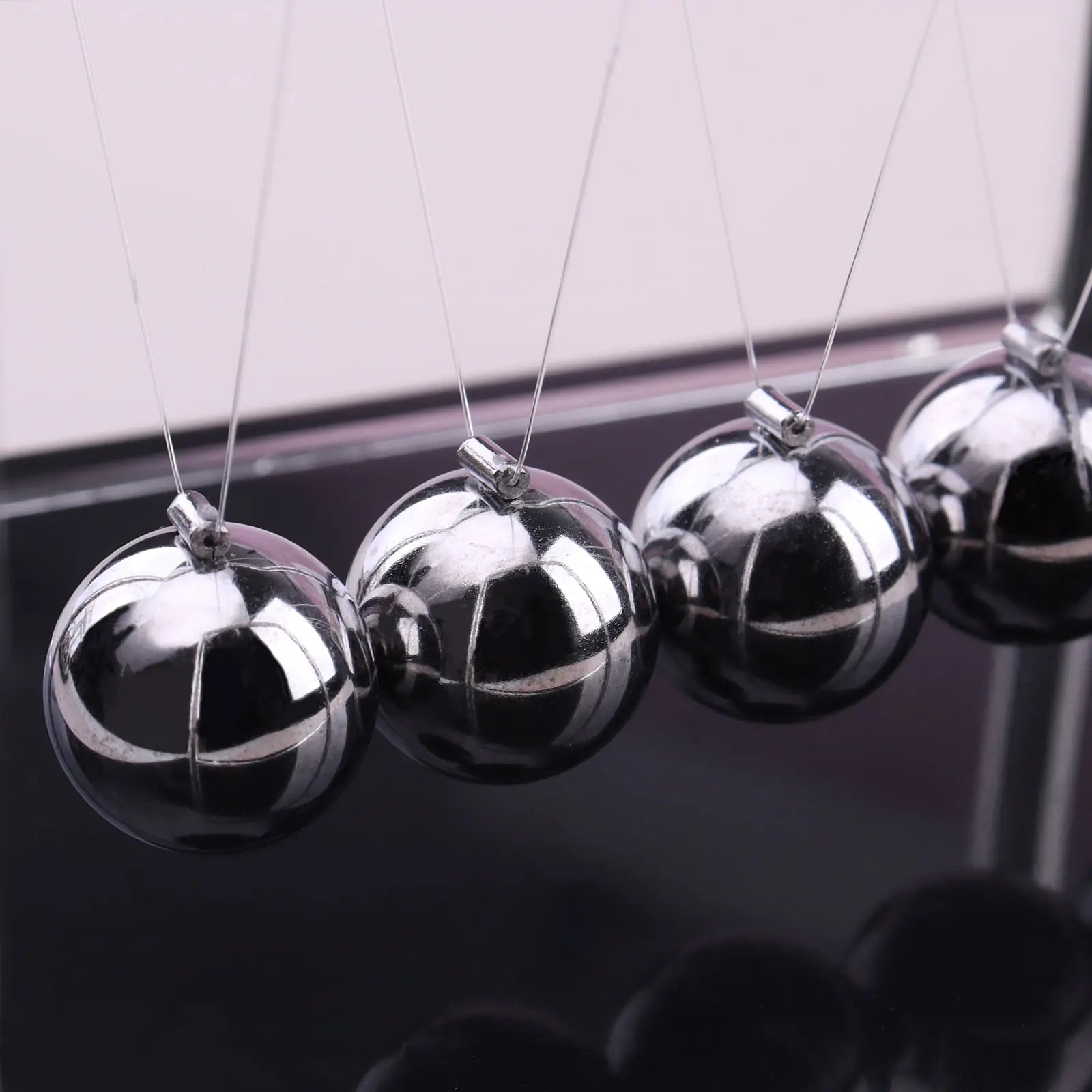 Newton's Cradle Balance Steel Balls